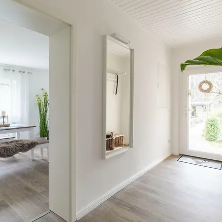 Charmantes Haus Im Grünen Nahe Berlin&potsdam Сasa de vacaciones *