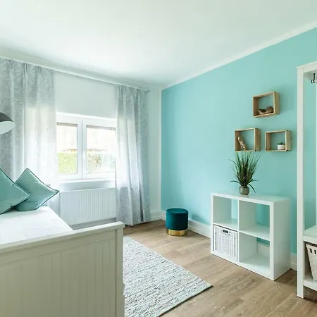 Charmantes Haus Im Grünen Nahe Berlin&potsdam Сasa de vacaciones *