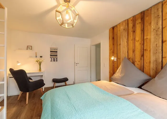 Charmantes Haus Im Gruenen Nahe Berlin & Potsdam *